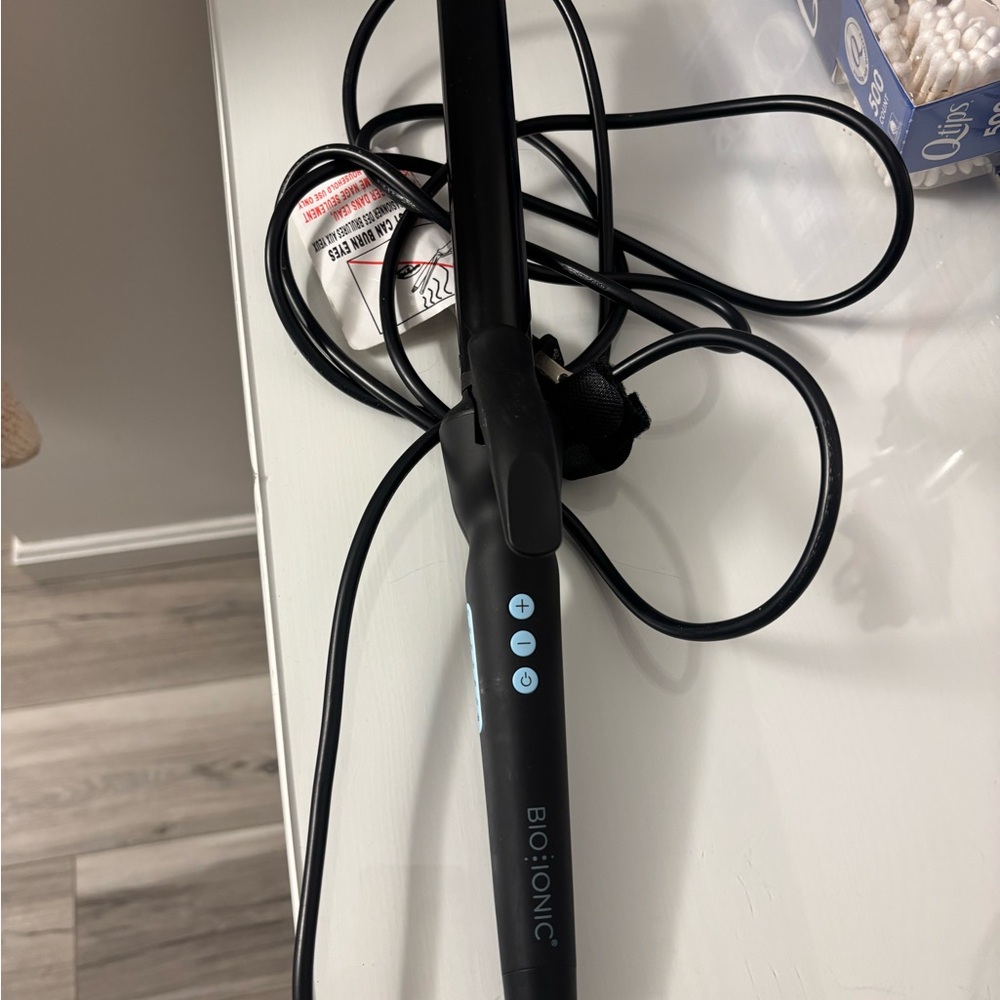 Bio Ionic Black Curling Iron